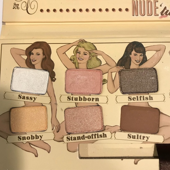 theBalm Nude'tude Eyeshadow Palette - Picture 3 of 5